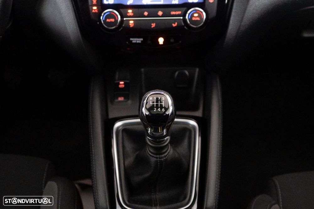 Nissan Qashqai 1.5 dCi 360 - 23