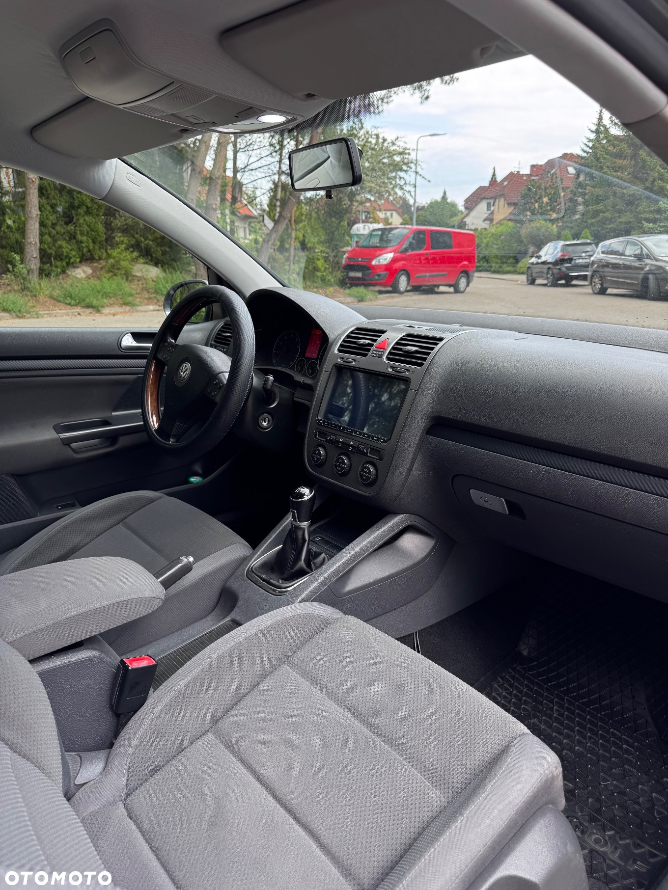 Volkswagen Golf - 11