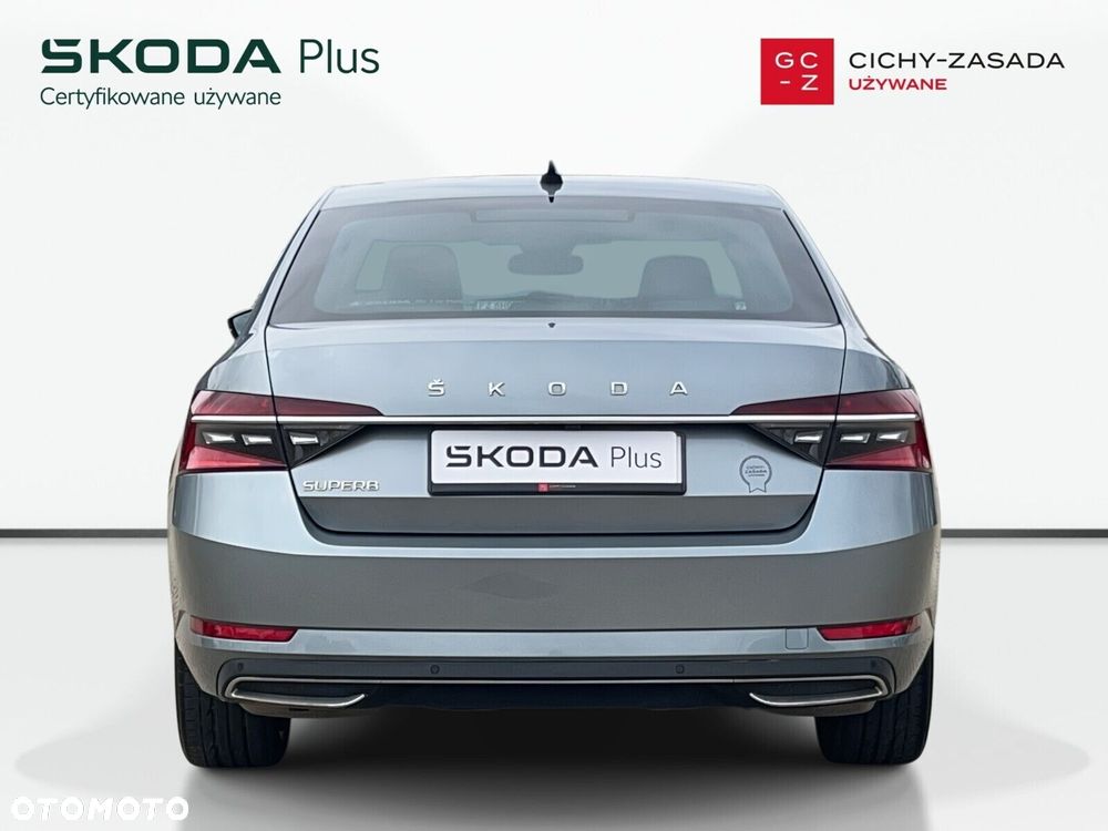 Skoda Superb 2.0 TSI L&K DSG - 4