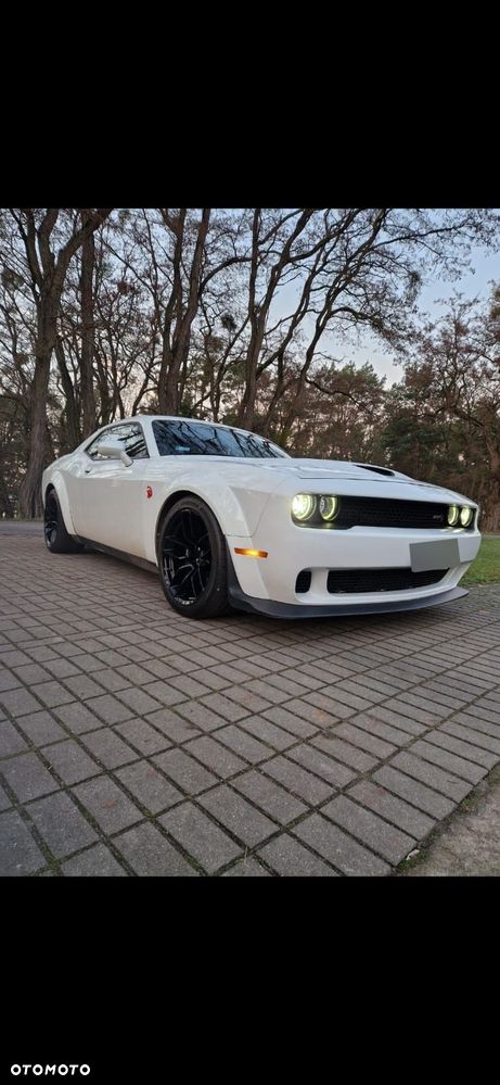 Dodge Challenger 6.2 Hellcat Widebody - 9