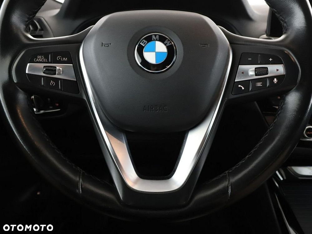 BMW X3 xDrive30e xLine - 22