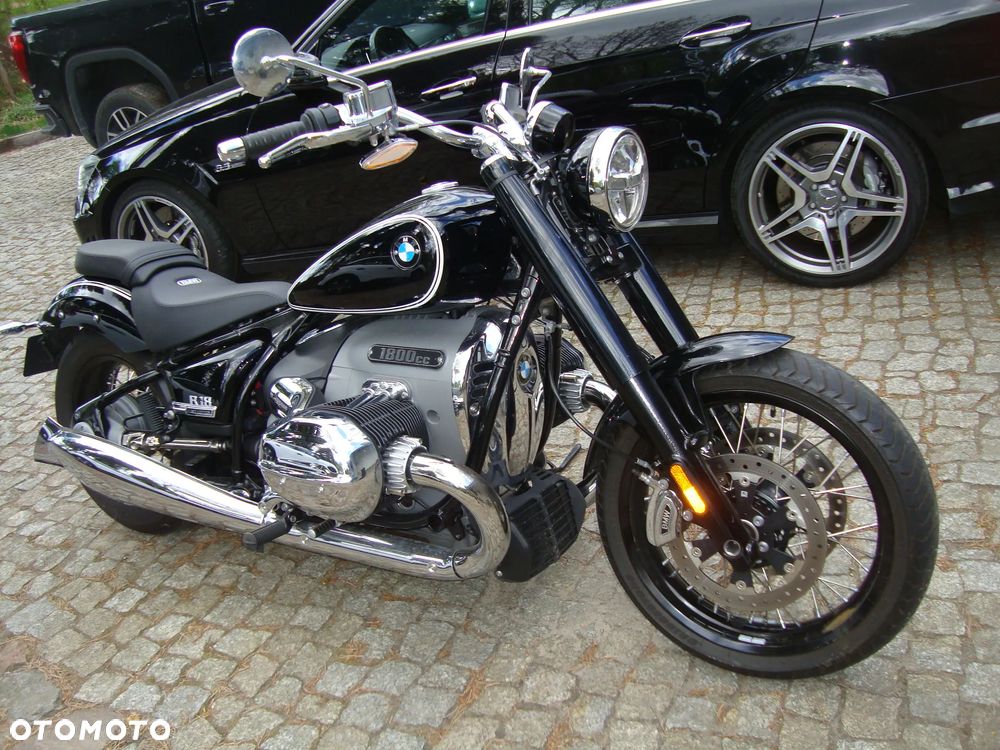 BMW R - 1
