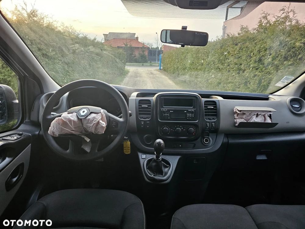 Renault Trafic - 20