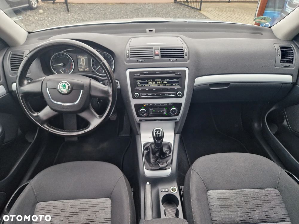 Skoda Octavia - 24