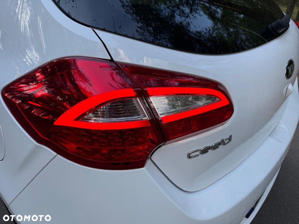 Kia Ceed 1.6 GDI DCT Platinum Edition - 10