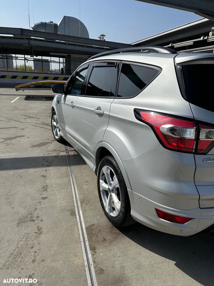 Ford Kuga 2.0 TDCi 4x4 Aut. ST-Line - 6