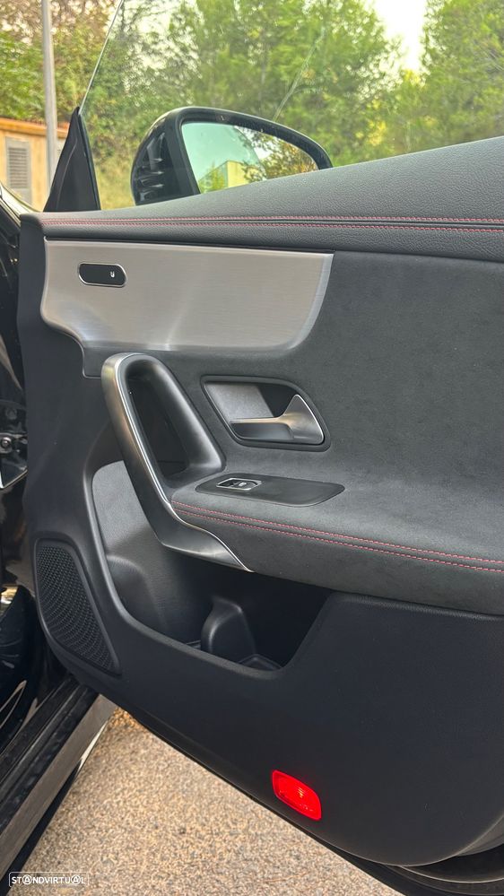 Mercedes-Benz CLA 250 - 14