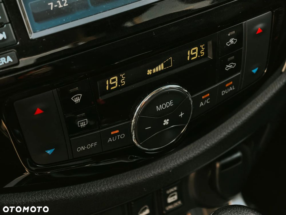 Nissan Navara - 26