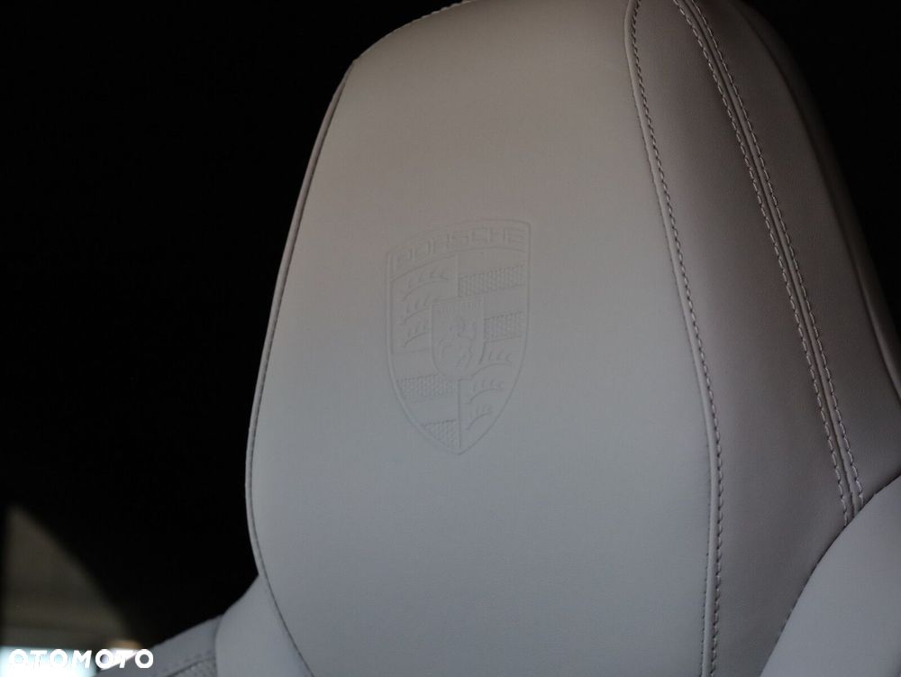 Porsche Macan - 15