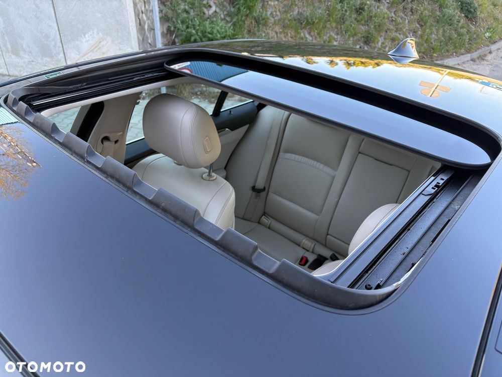 BMW Seria 5 520d xDrive Modern Line - 25