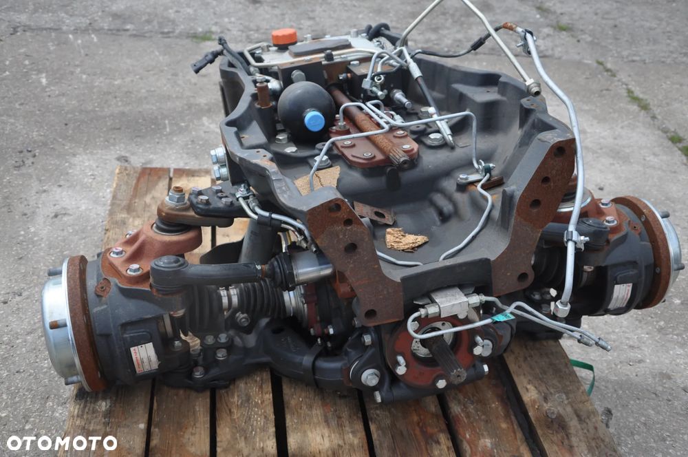 czesci same deutz Lamborghini wspornik most wom zwolnica dyferencjal - 2