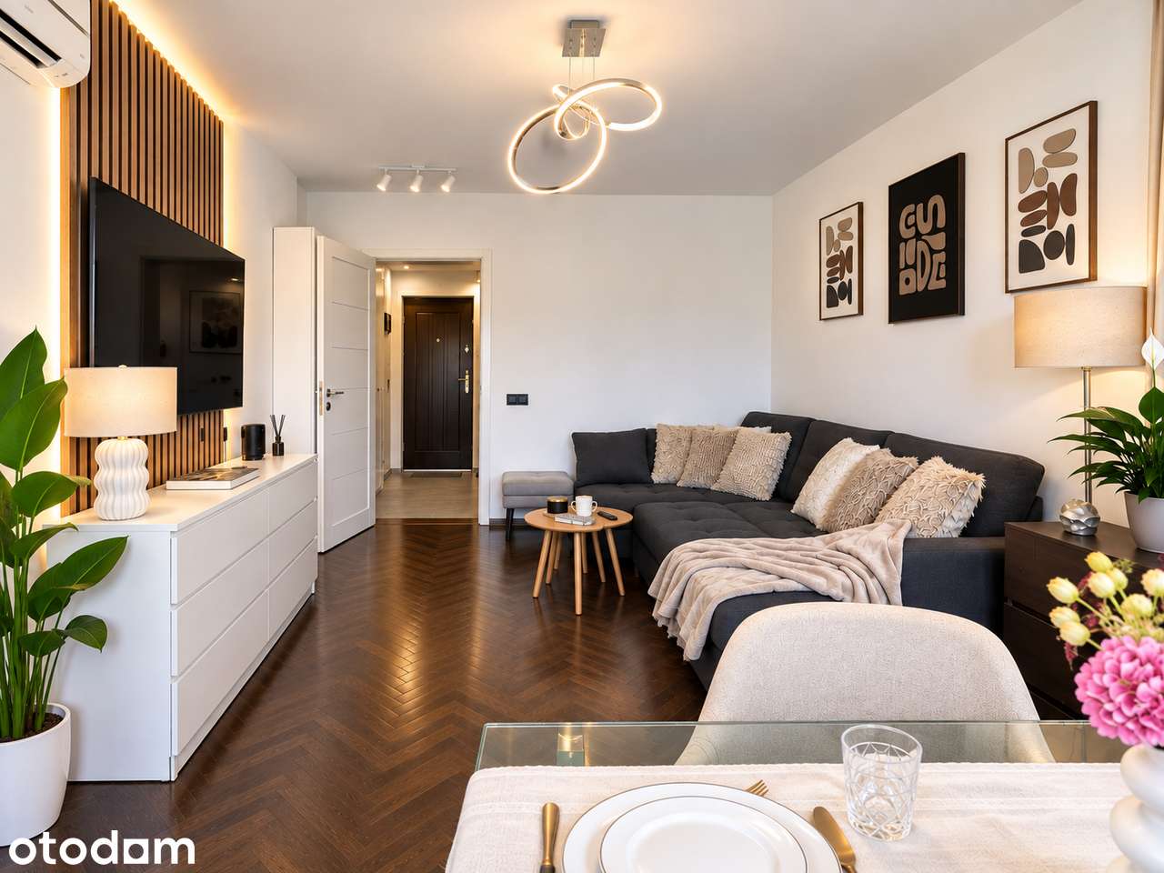 Świętokrzyska 35 | Metro M1 + M2 | 2 oddzielne pokoje | balkon