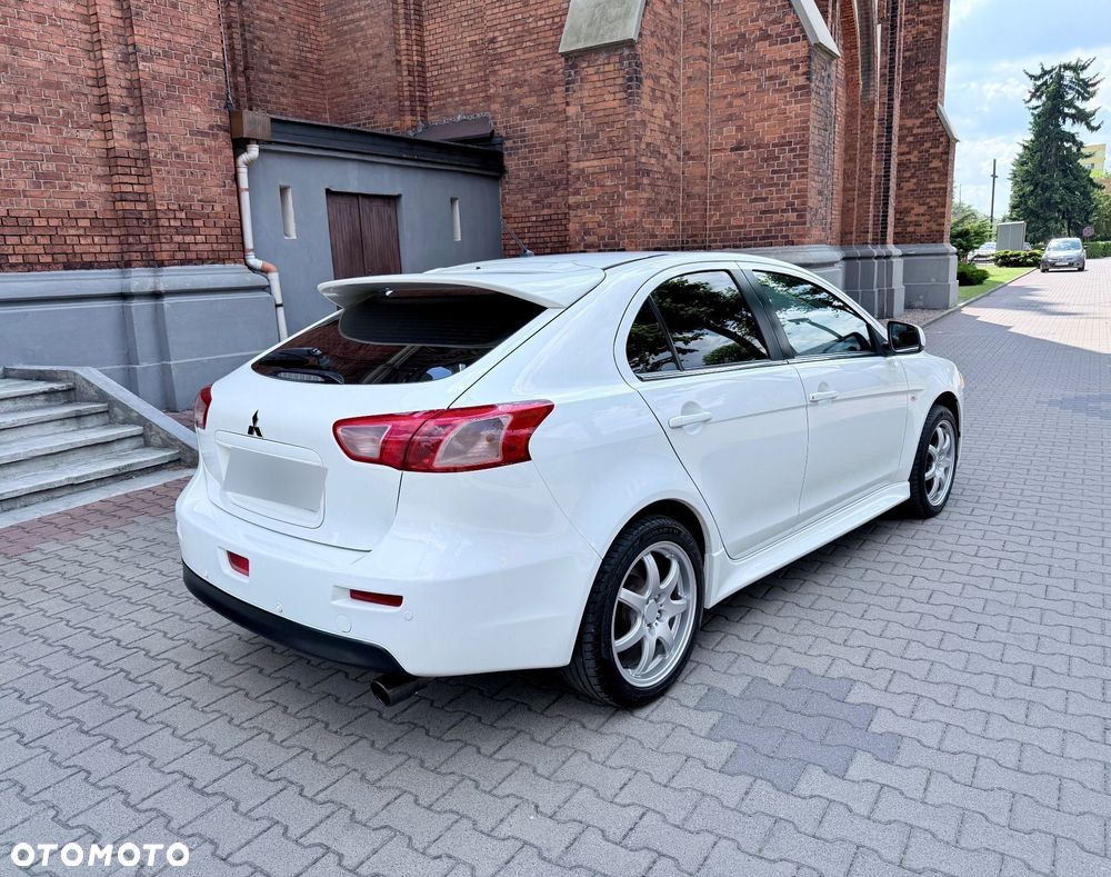 Mitsubishi Lancer 1.8 CVT Instyle - 25