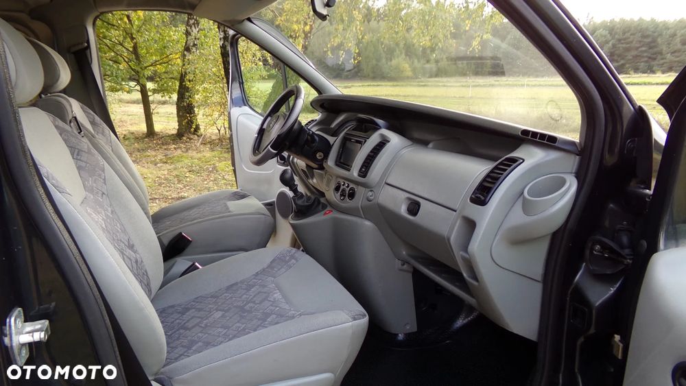 Opel VIVARO 1.9 101KM * KLIMA * BRYGADÓWKA 5/6 OSÓB * SUPER STAN ! - 14