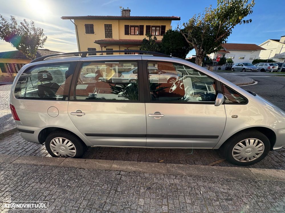 Seat Alhambra 2004 photo 5