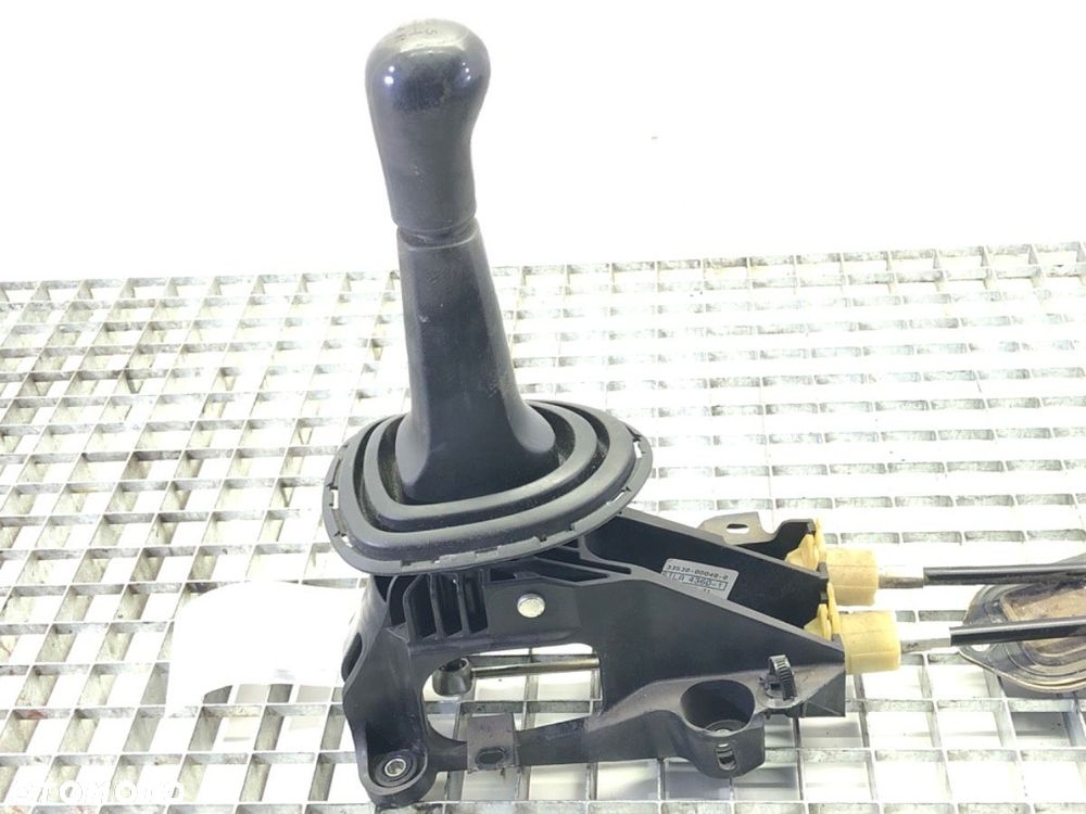 DŹWIGNIA ZMIANY BIEGÓW - 69.00 PLN - TOYOTA YARIS (_P9_) 2005 - 2014 1.0 VVT-i (KSP90_) 51 kW [69 - 3