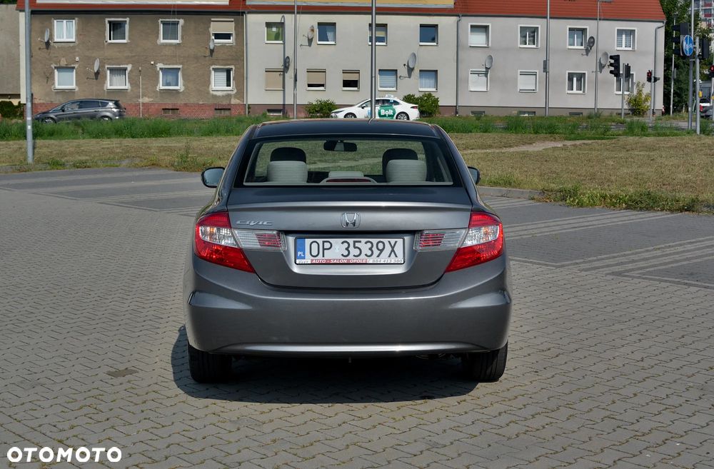 Honda Civic 1.8 i-VTEC Comfort - 5