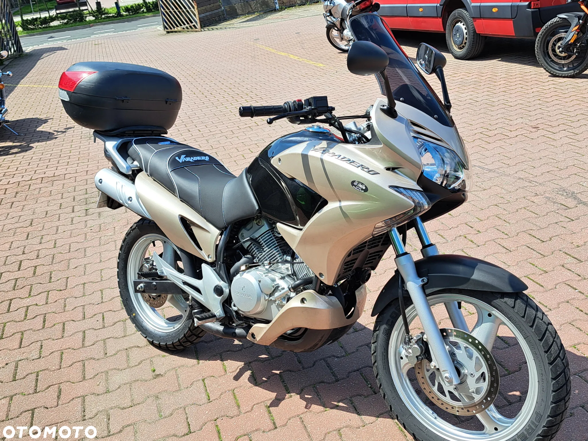 Honda Varadero - 23