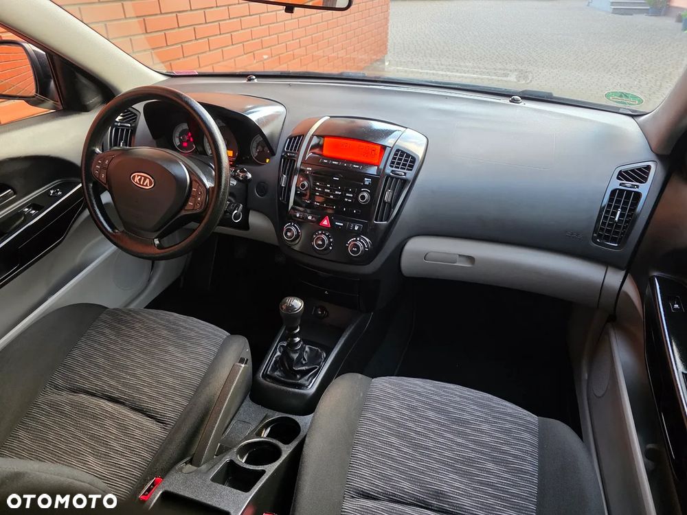 Kia Ceed 1.4 CVVT EX - 13