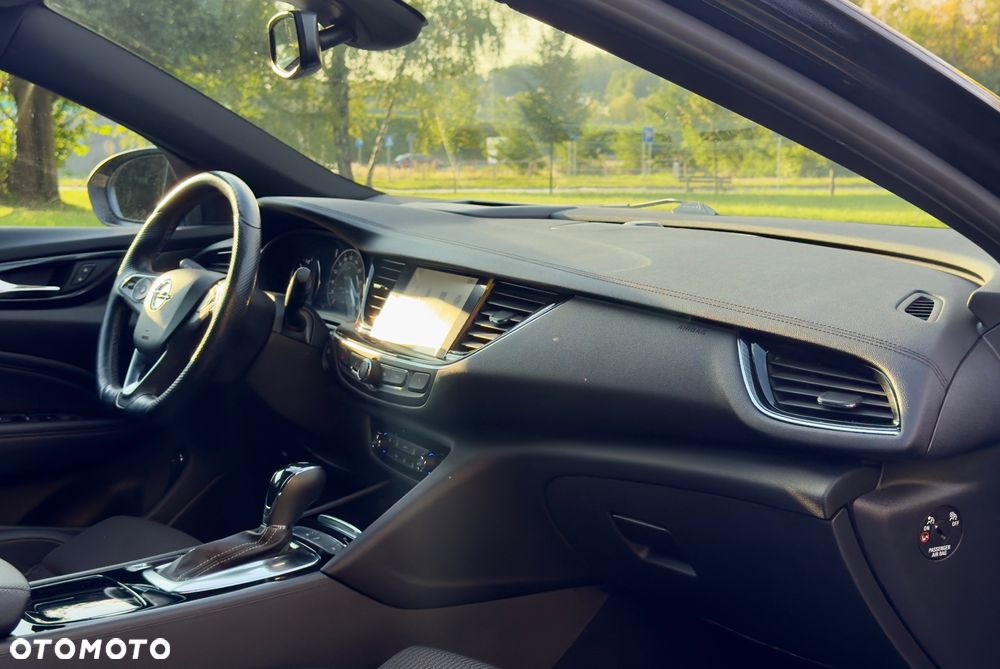 Opel Insignia CT 2.0 CDTI Exclusive S&S - 23
