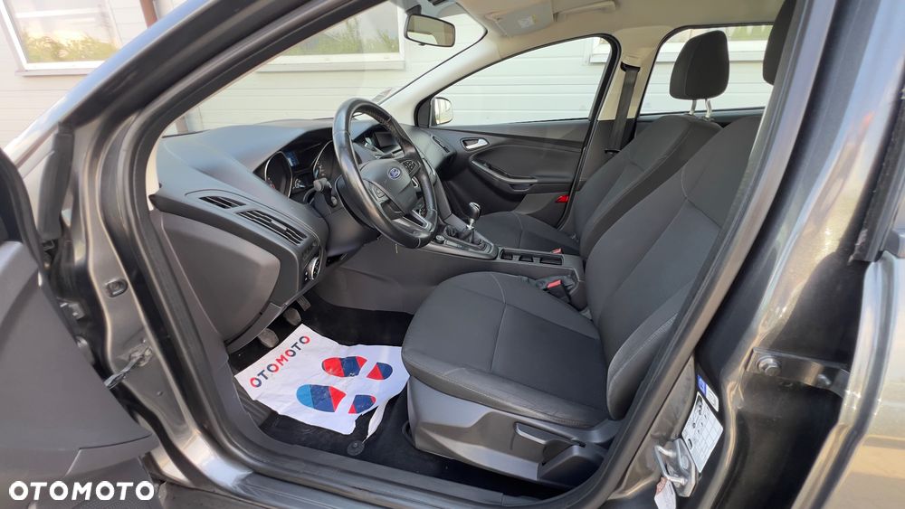 Ford Focus 1.5 TDCi DPF Start-Stopp-System Business - 24
