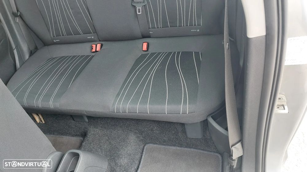 Opel Corsa 1.4 16V Edition - 24