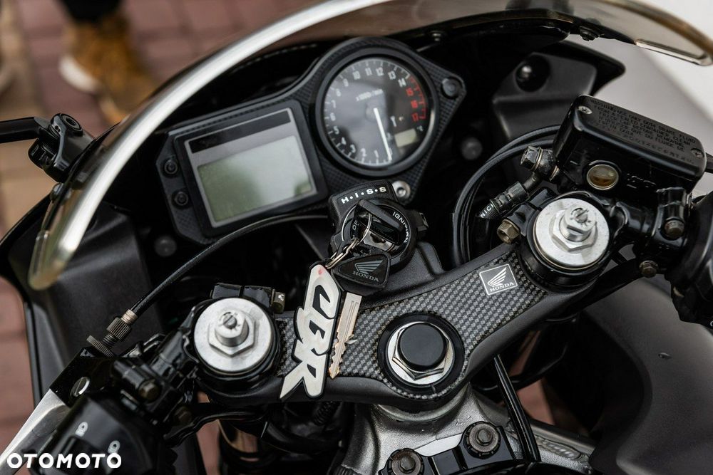 Honda CBR - 8