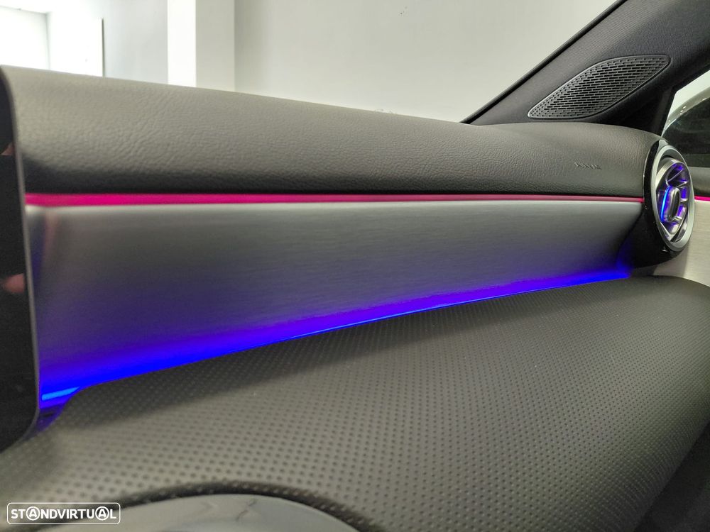 Mercedes-Benz A 180 d AMG Line Aut. - 35