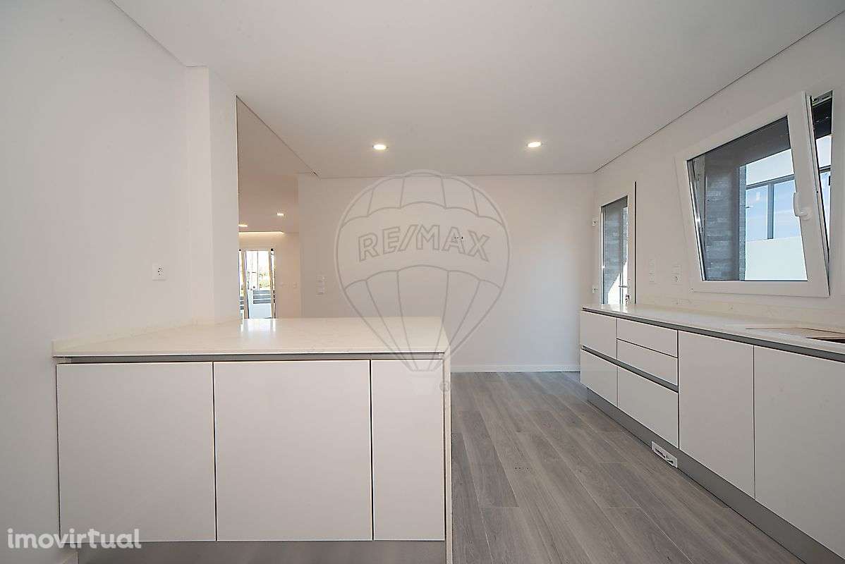 Moradia T4 para venda - Grande imagem: 4/45