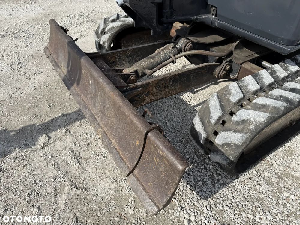 Hitachi ZX18 - 3 ZX 18 ZAXIS / TYLKO 2451 MTH! / Z NIEMIEC / PIĘKNA / ORYGINAŁ / 15 16 17 20 22 301.6 301.8 VIO PC KX 018 19C 16C 18-3 - 31