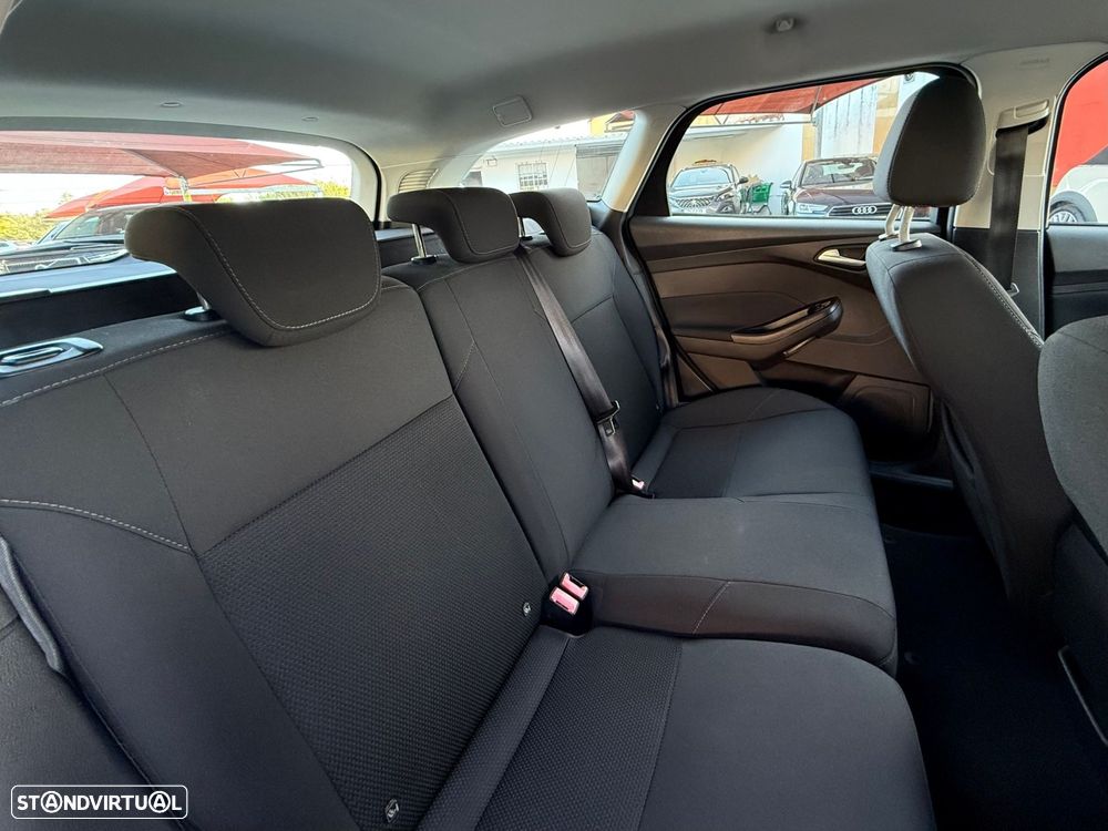 Ford Focus SW 1.5 TDCi Trend ECOnetic - 8