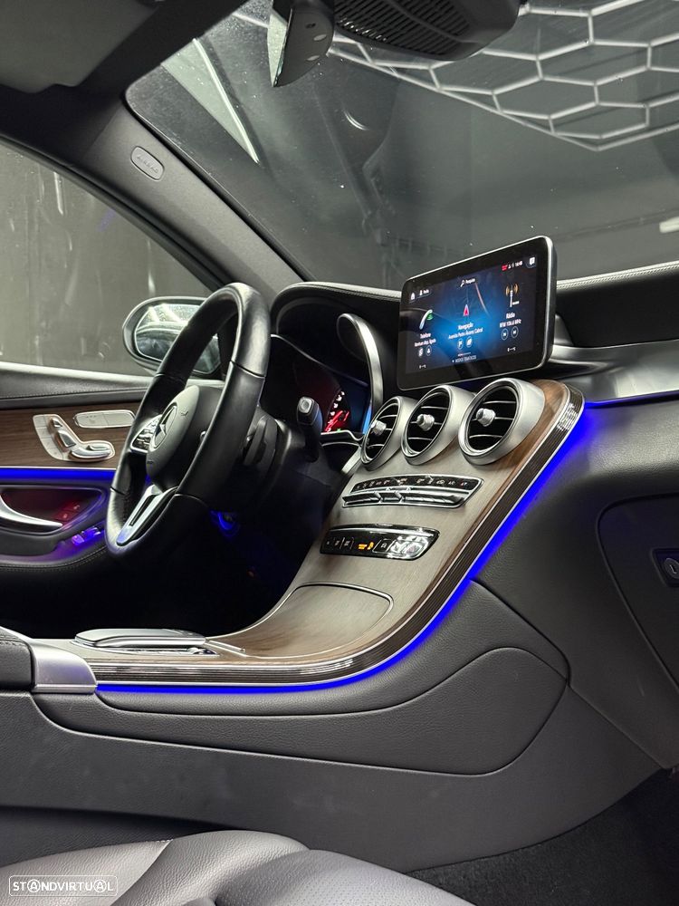 Mercedes-Benz GLC 300 de Coupe 4Matic 9G-TRONIC AMG Line - 37