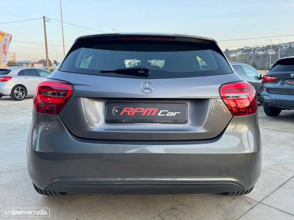 Mercedes-Benz A 180 d 7G-DCT Urban - 6
