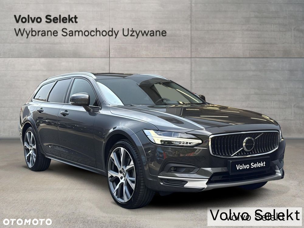 Volvo V90 Cross Country - 8