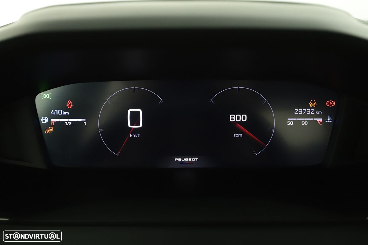 Peugeot 2008 1.2 PureTech Allure - 17