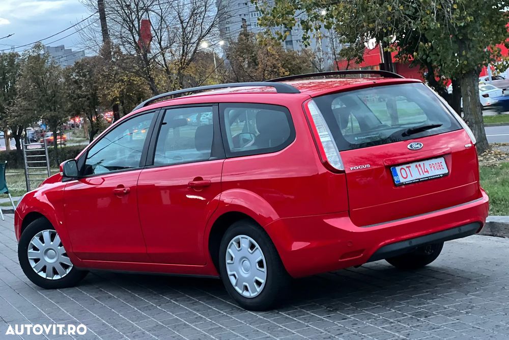 Ford Focus 1.6 TDCi ECOnetic 99g Start-Stopp-System Champions Edition - 11