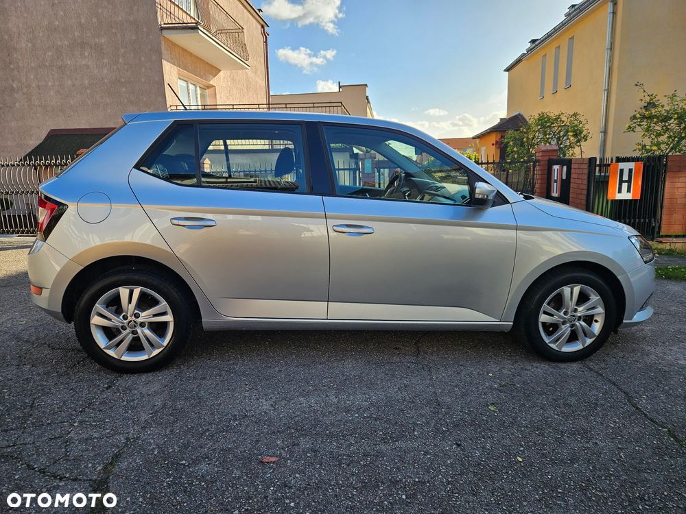 Skoda Fabia 1.0 TSI Ambition - 4