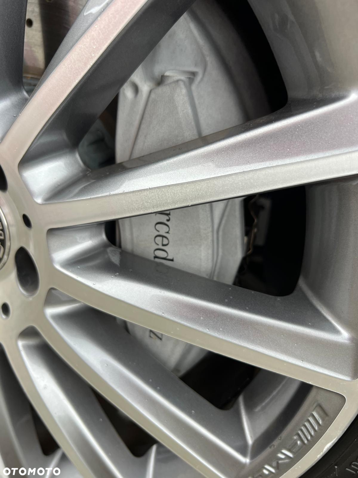 Mercedes-Benz Klasa C 250 d 4Matic T 9G-TRONIC AMG Line - 28