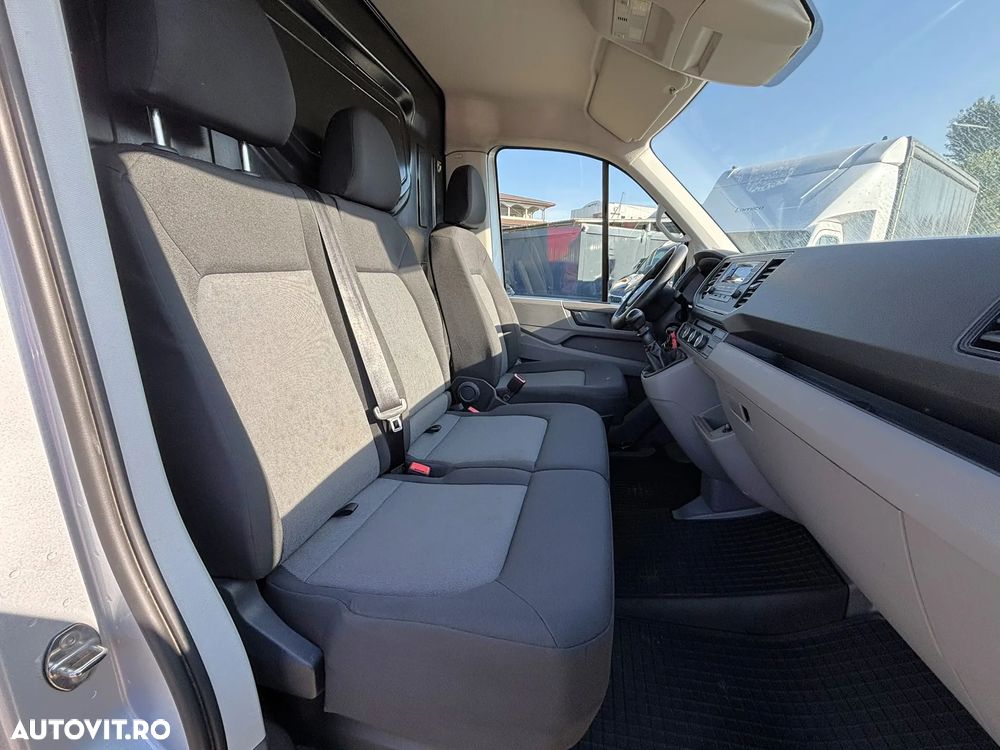 Volkswagen Crafter - 13