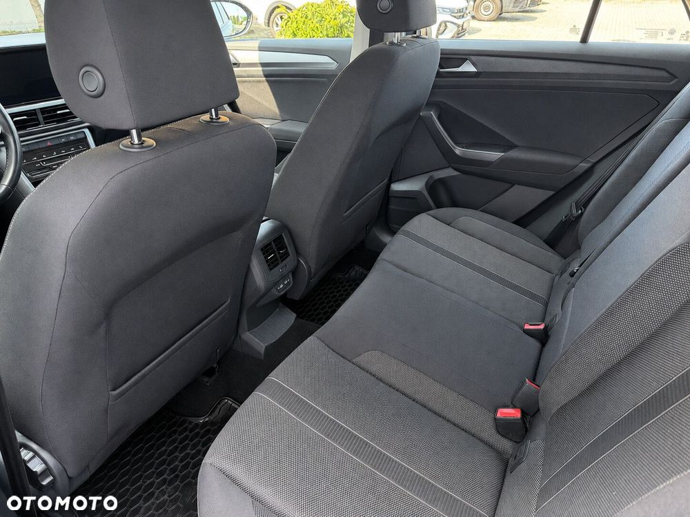 Volkswagen T-Roc 1.5 TSI Life DSG - 19