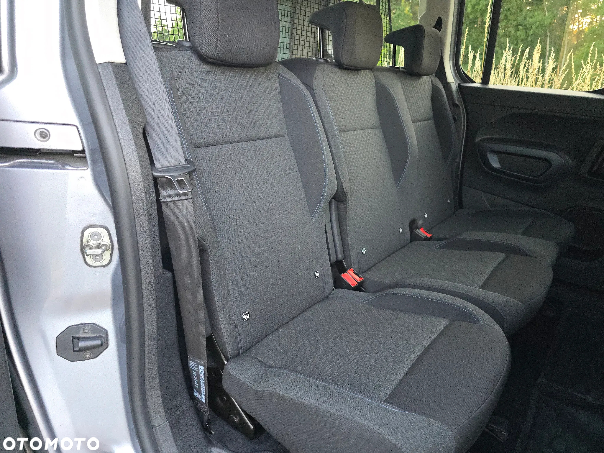 Peugeot Rifter BlueHDI 100 L1 Allure - 19