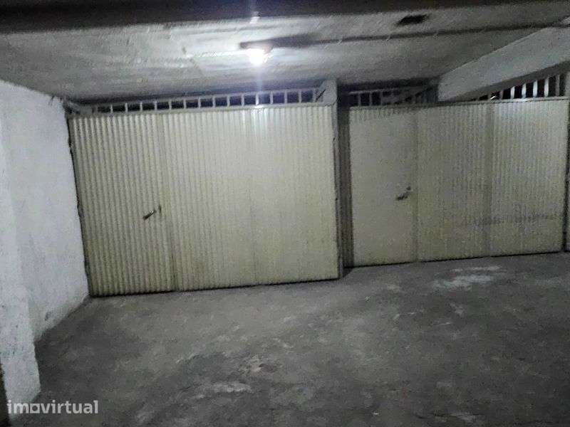GARAGEM Centro Caldas - Grande imagem: 4/6
