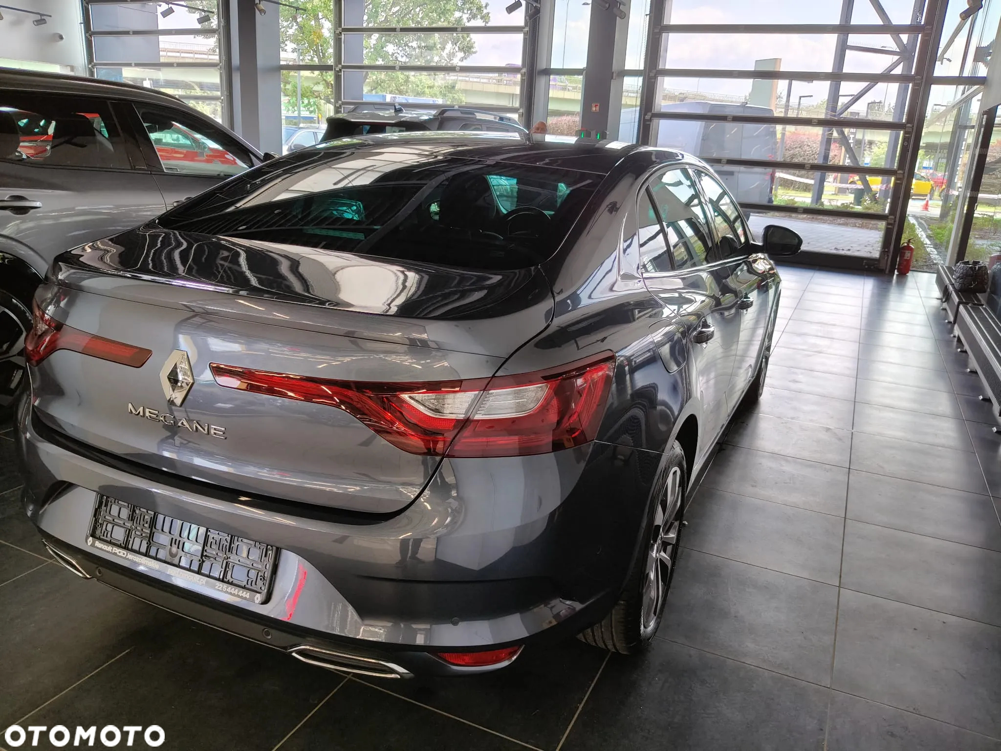 Renault Megane 1.3 TCe Techno EDC - 3