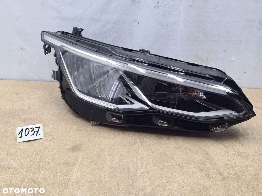 REFLEKTOR LAMPA PRZÓD PRAWY LED VW GOLF VIII 19-23r - 1