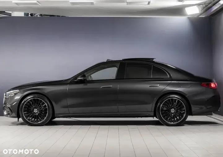 Mercedes-Benz Klasa E 220 d 4-Matic AMG - 2