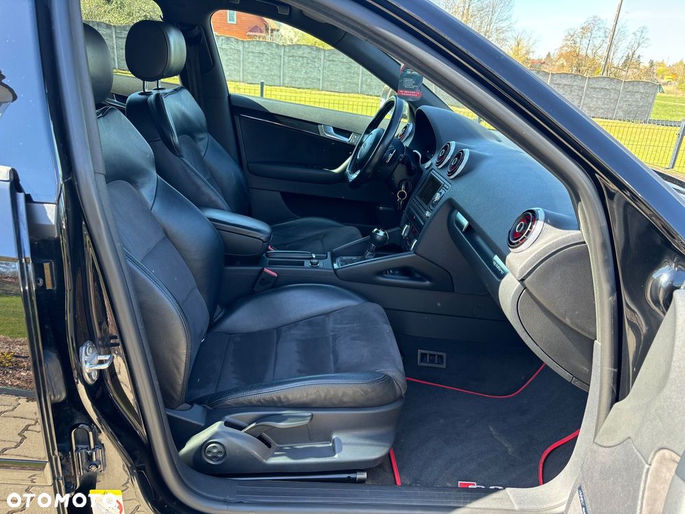 Audi S3 Sportback S tronic - 23