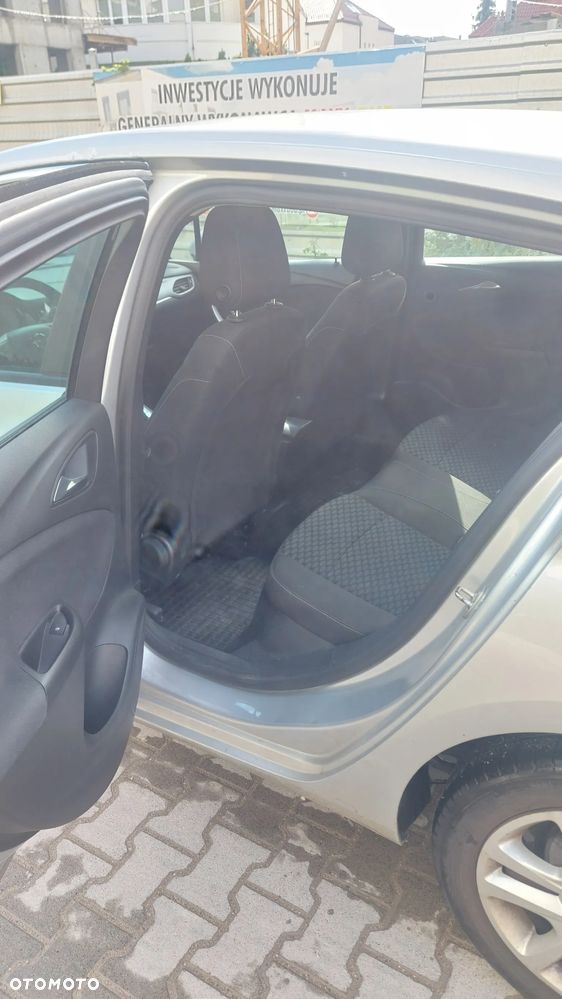 Opel Astra 1.4 T GPF Enjoy S&S - 10