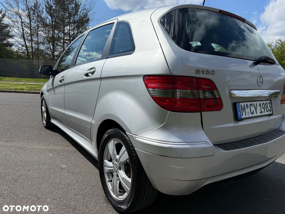 Mercedes-Benz Klasa B 180 CDI - 19