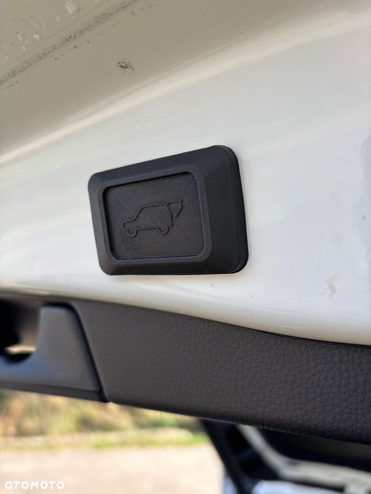 Toyota RAV4 - 7