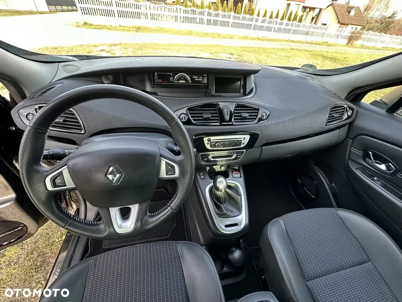 Renault Scenic - 15